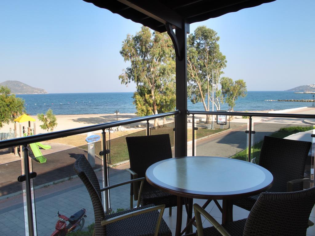 Sunset Beach Apartments Turgutreis Bilik gambar