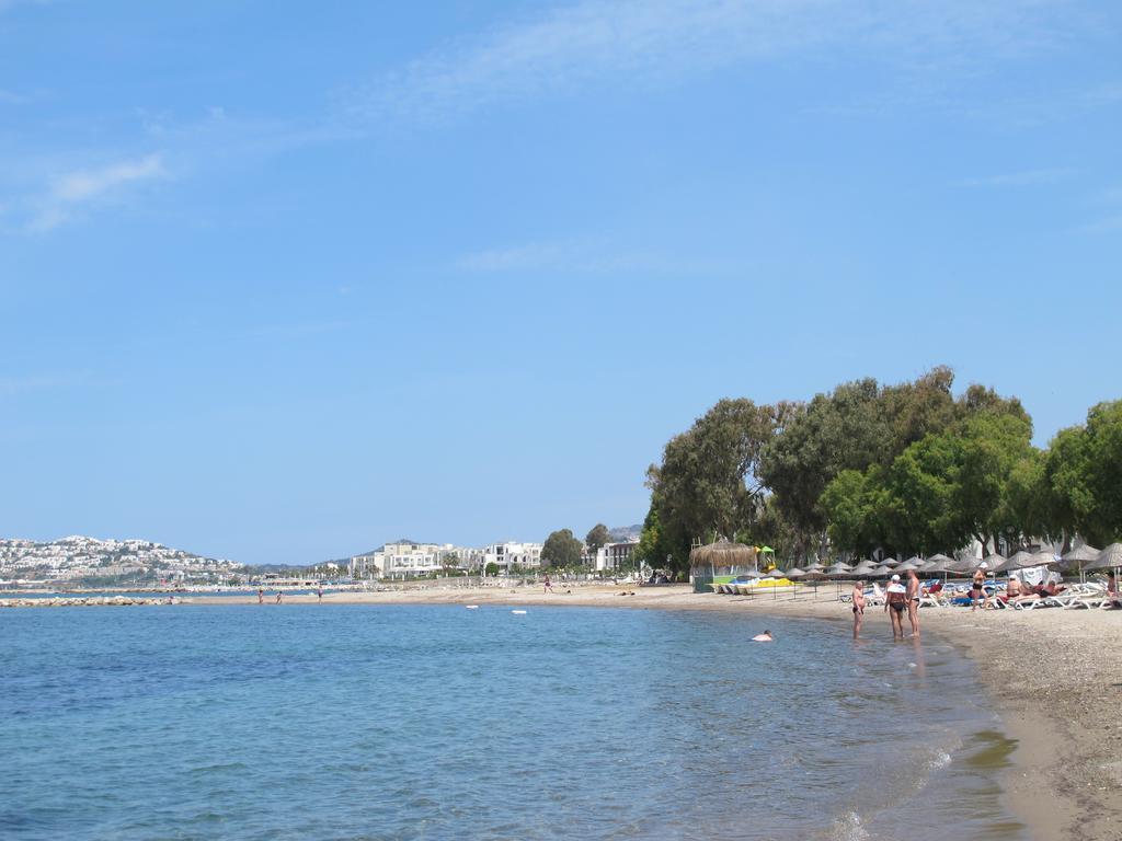 Sunset Beach Apartments Turgutreis Bilik gambar